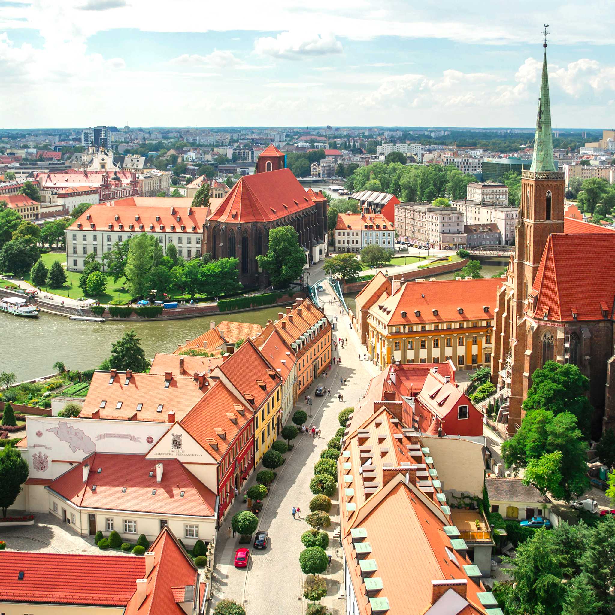 Private car transfers in Poland from Wroclaw
