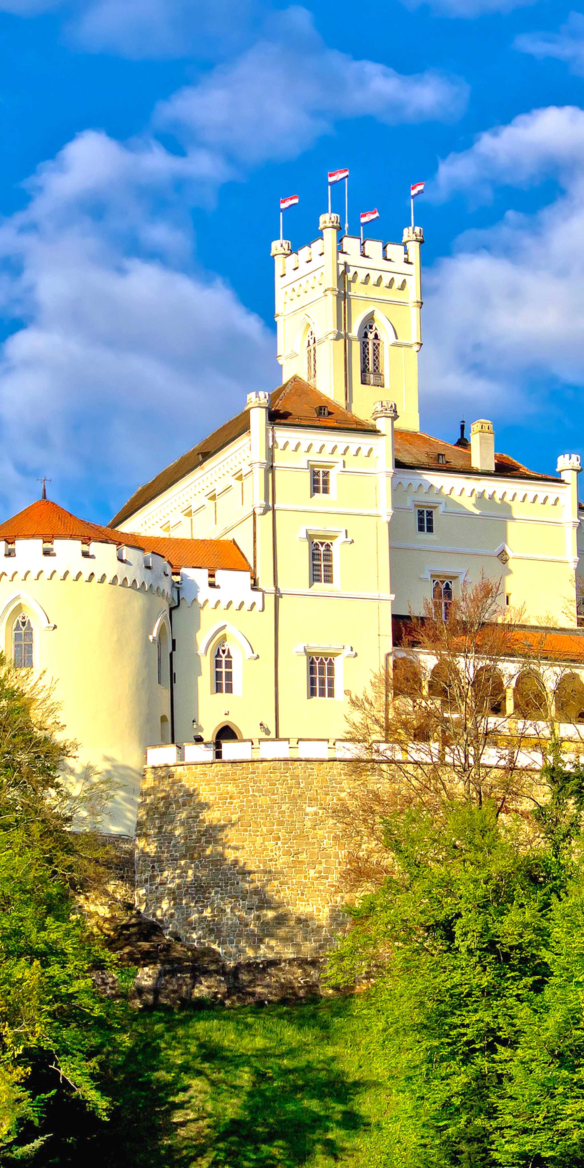 特拉科斯坎城堡