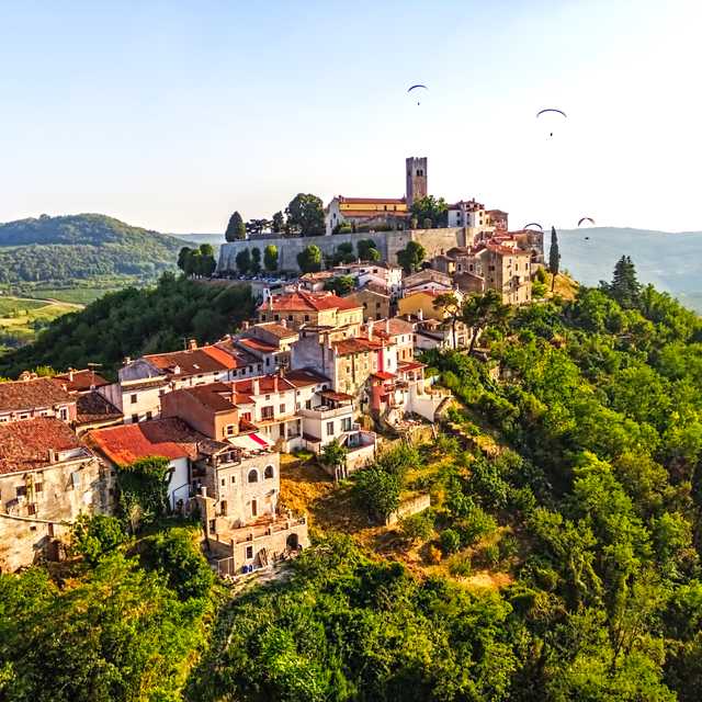 Pula to Motovun and Groznjan: Private day trip