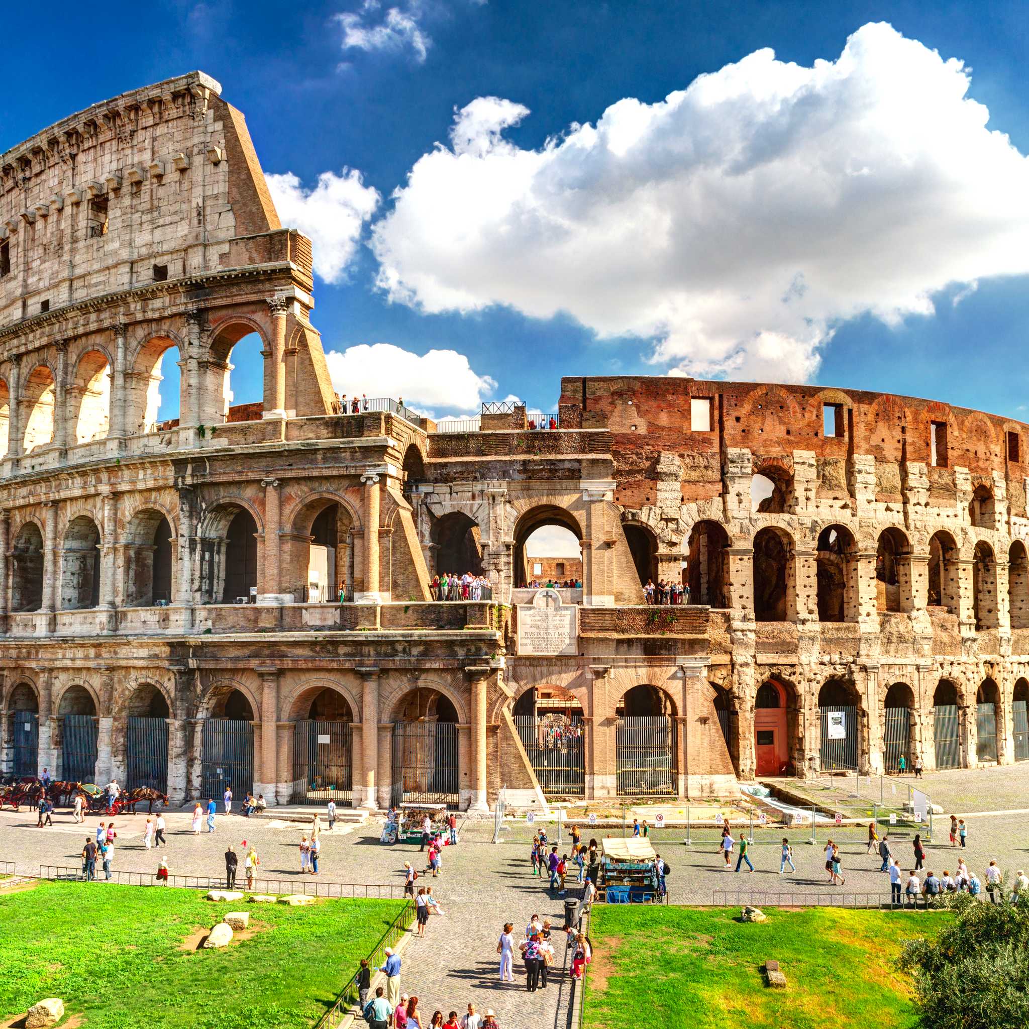 Private car transfers in Italy from Rome - City Center