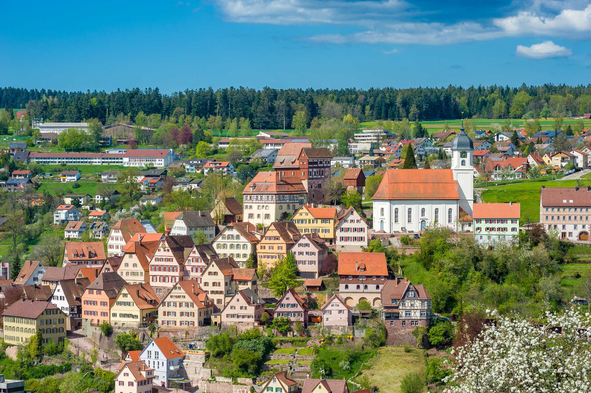 Altensteig is most notable for its picturesque landscape, where its pure German features meets fairytales.