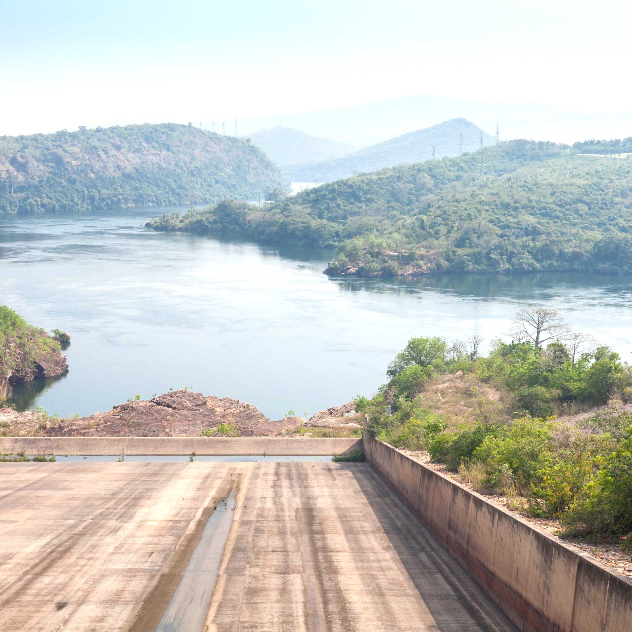 Private car transfers in Ghana from Akosombo