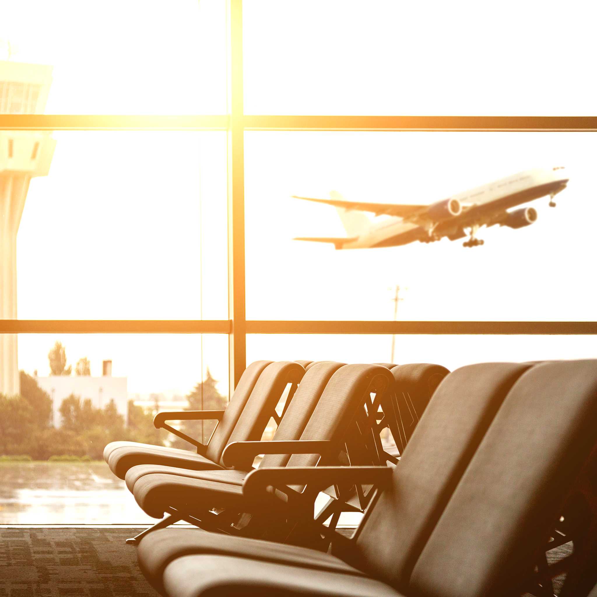 Private car transfers in United Arab Emirates from Al Maktoum International Airport