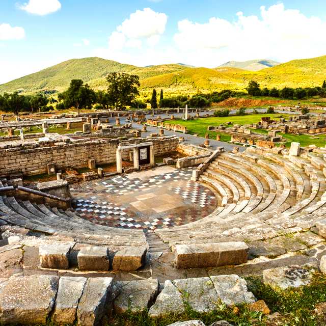 Kalamata to Ancient Messini and Pilos: Private day trip