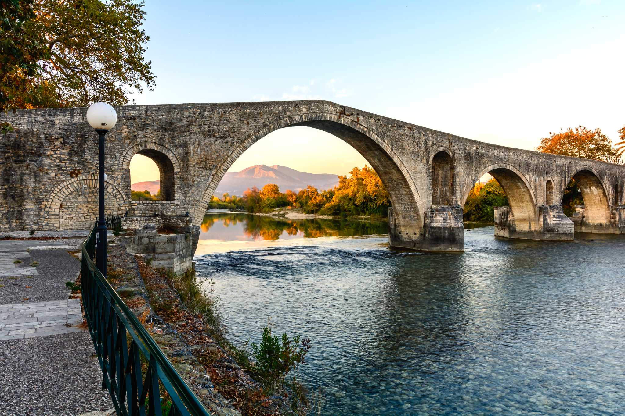 Ioannina to Arta's Bridge and Nikopolis Museum: Day trip
