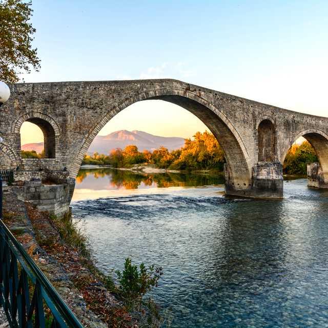 Ioannina to Arta's Bridge and Nikopolis Museum: Day trip