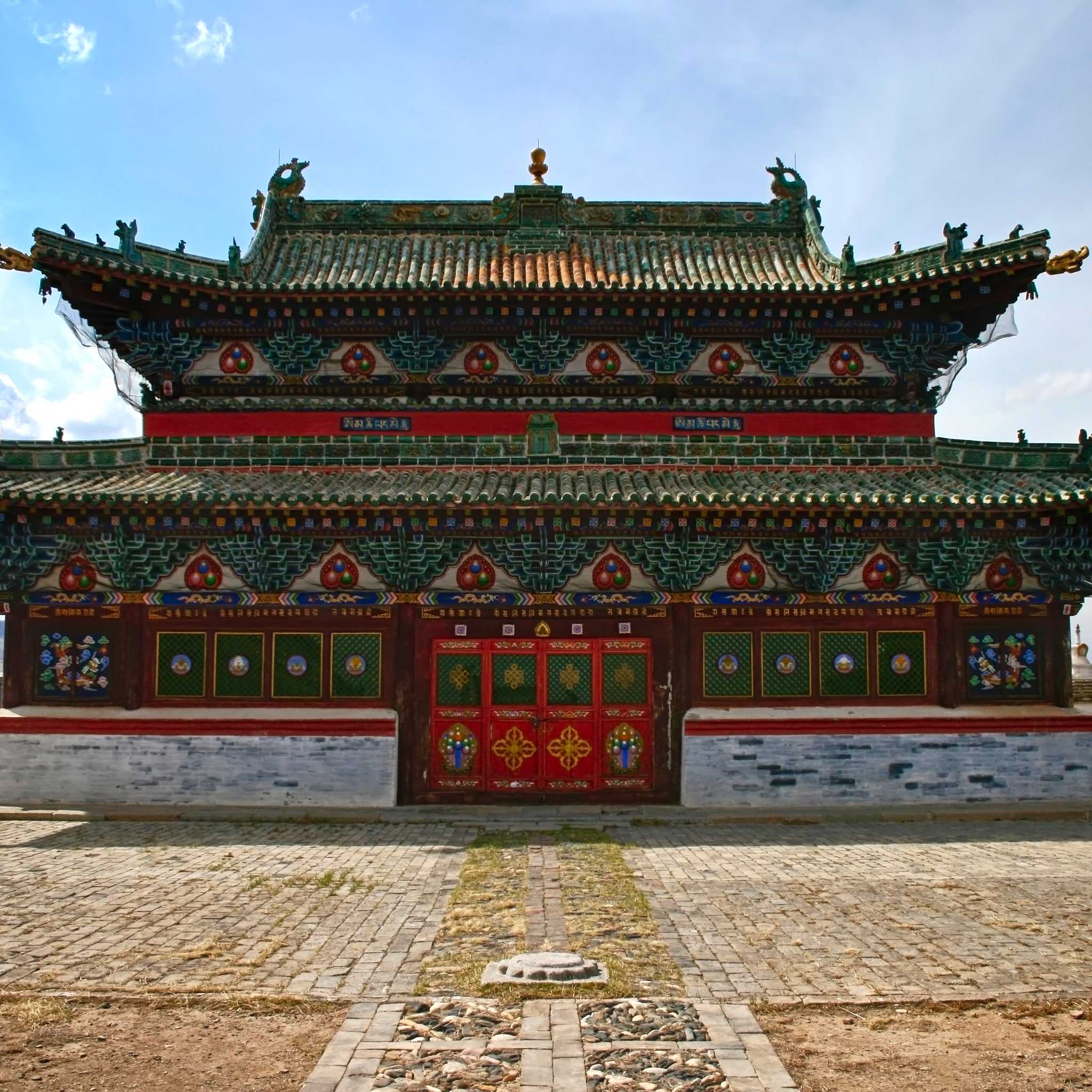 Private car transfers in Mongolia from Baruun-Urt