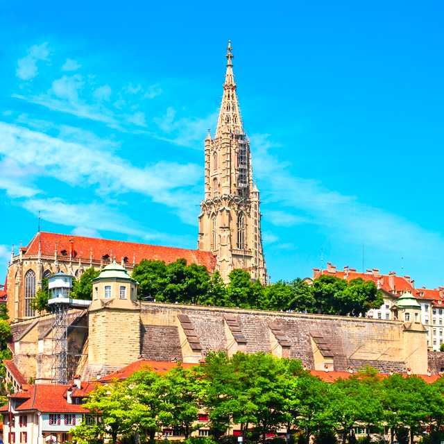 Lauterbrunnen to Bern: Private day trip