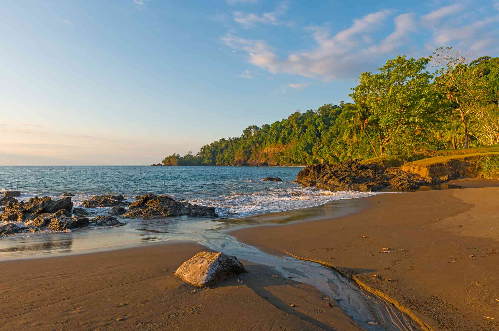 Vista panorámica de Cahuita - excursión privada de un día desde Puerto Limon - foto 4