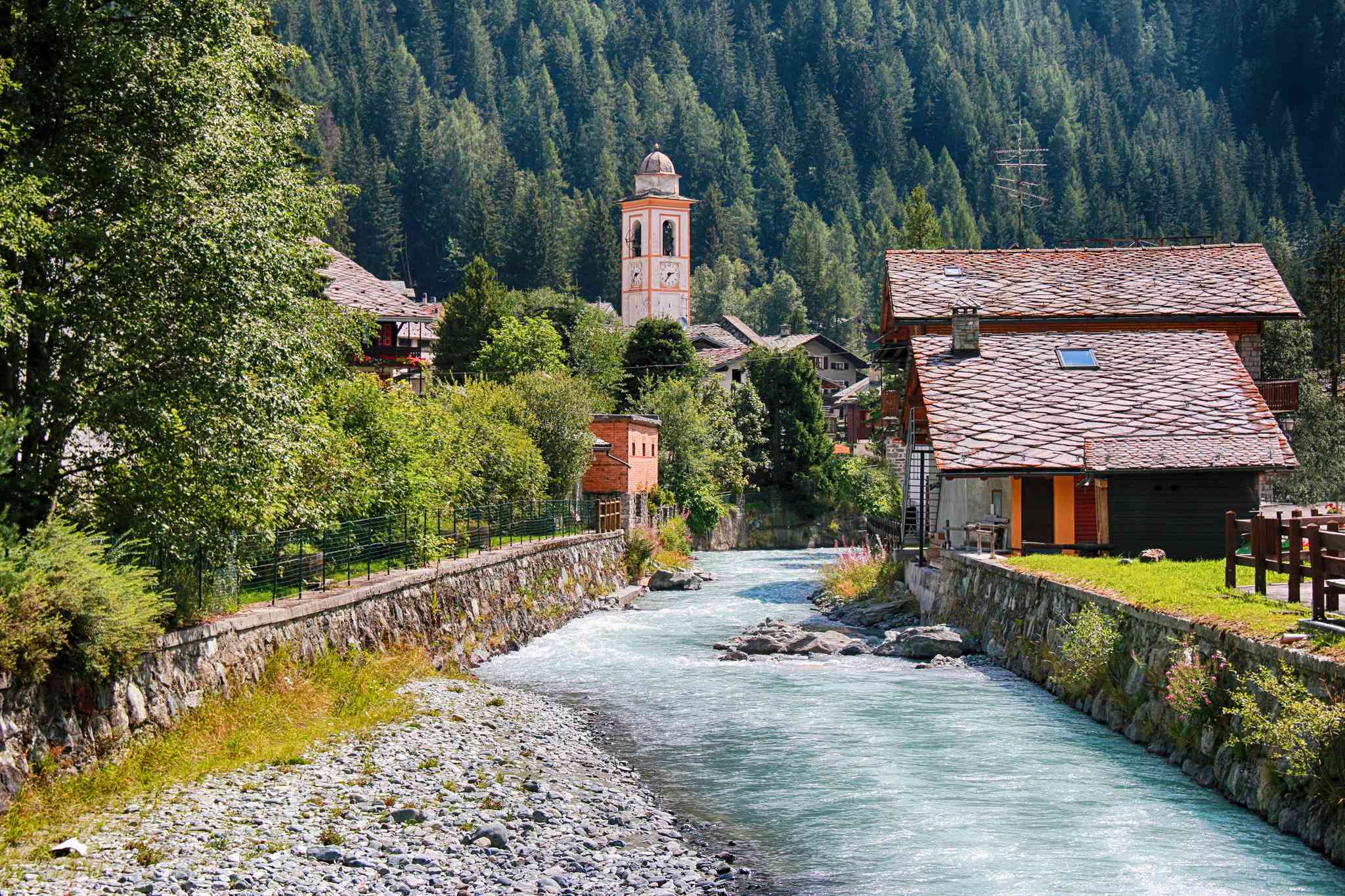 Vista panorĂĄmica de Champoluc - excursiĂłn privada de un dĂa desde Aeropuerto de Malpensa - foto 2