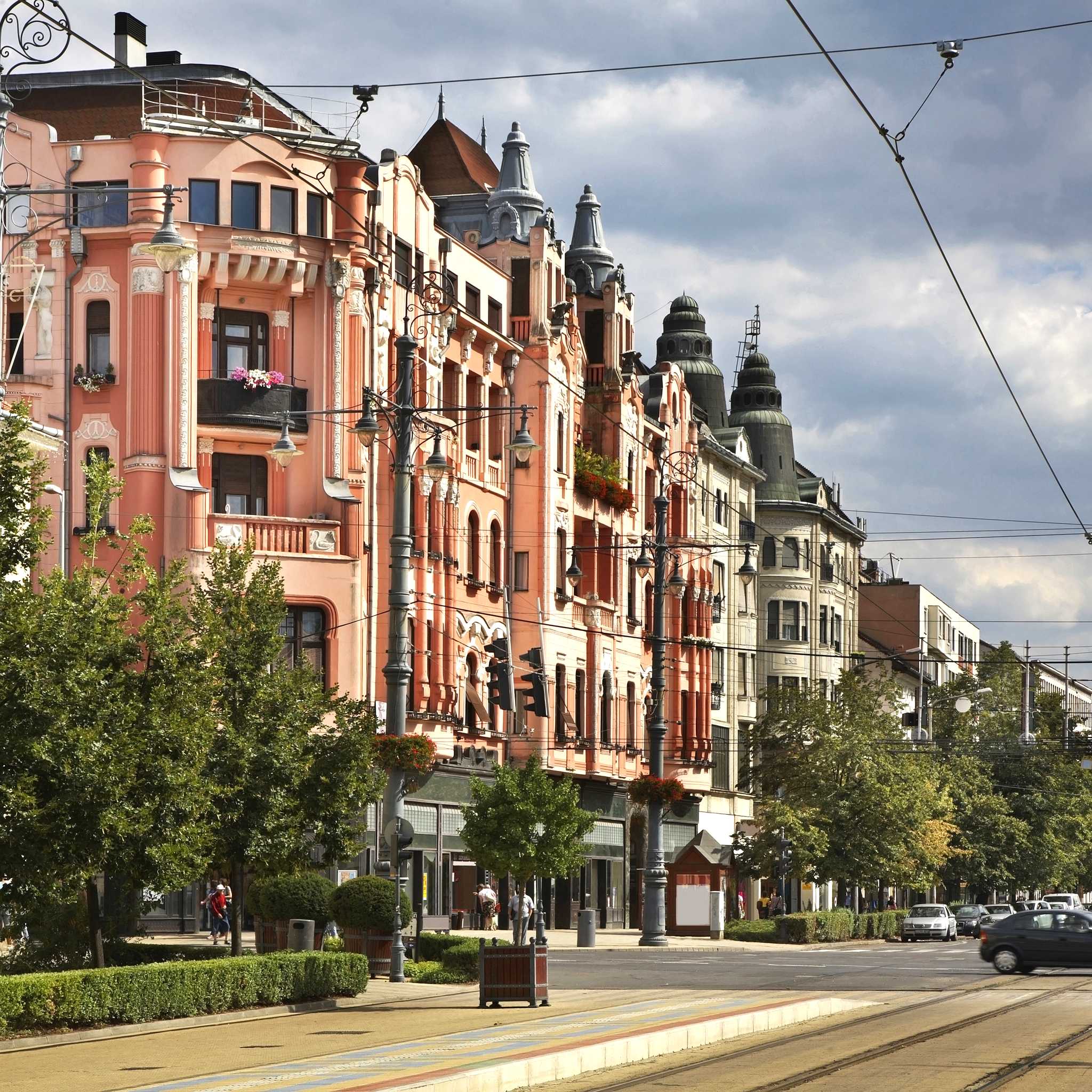 Private car transfers in Hungary from Debrecen