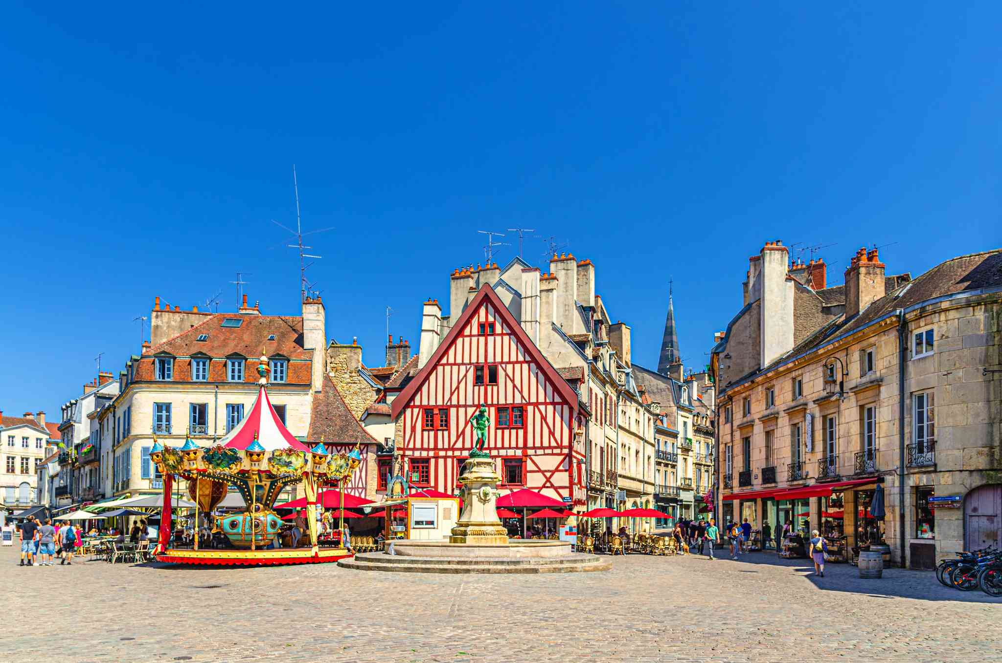 Scenic view of Dijon - private day trip from Brussels - photo 3