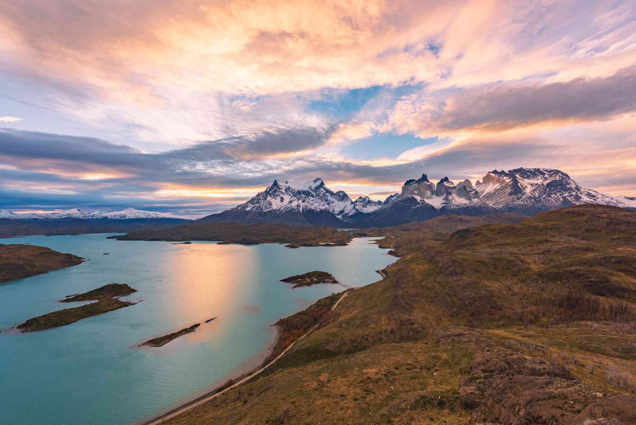 Scenic view of Explora Patagonia Hotel Salto Chico - private day trip from Punta Arenas - photo 2