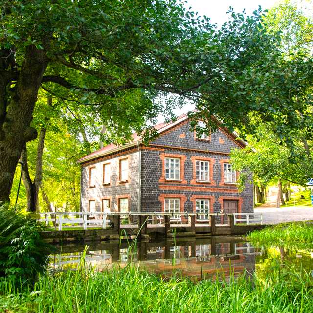 Helsinki to Fiskars Village and Raseborg: Private day trip