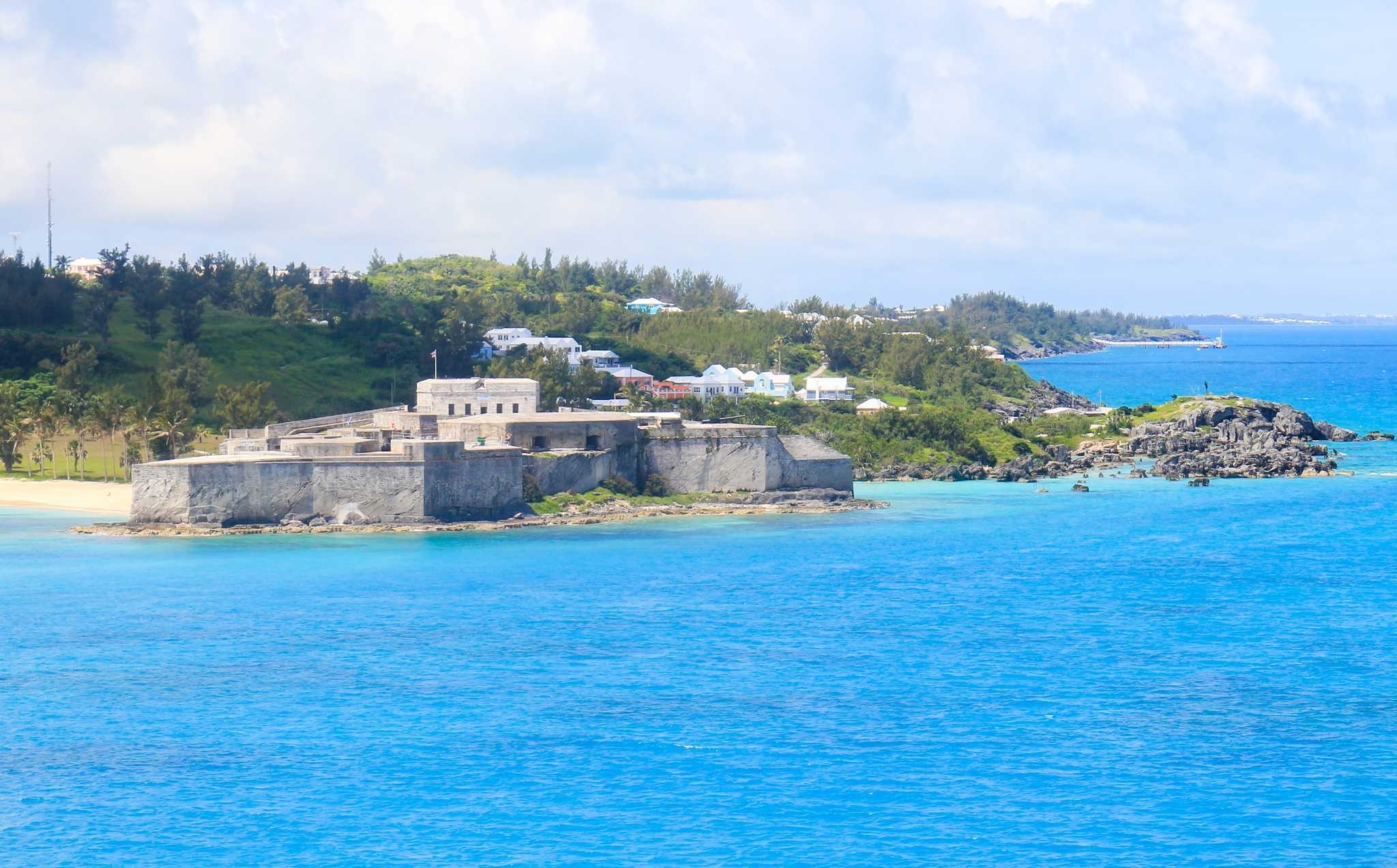 Besuchen Sie Fort Victoria auf dem Weg von l-f-wade-international-airport-bm nach st-george-s-bm mit Daytrip