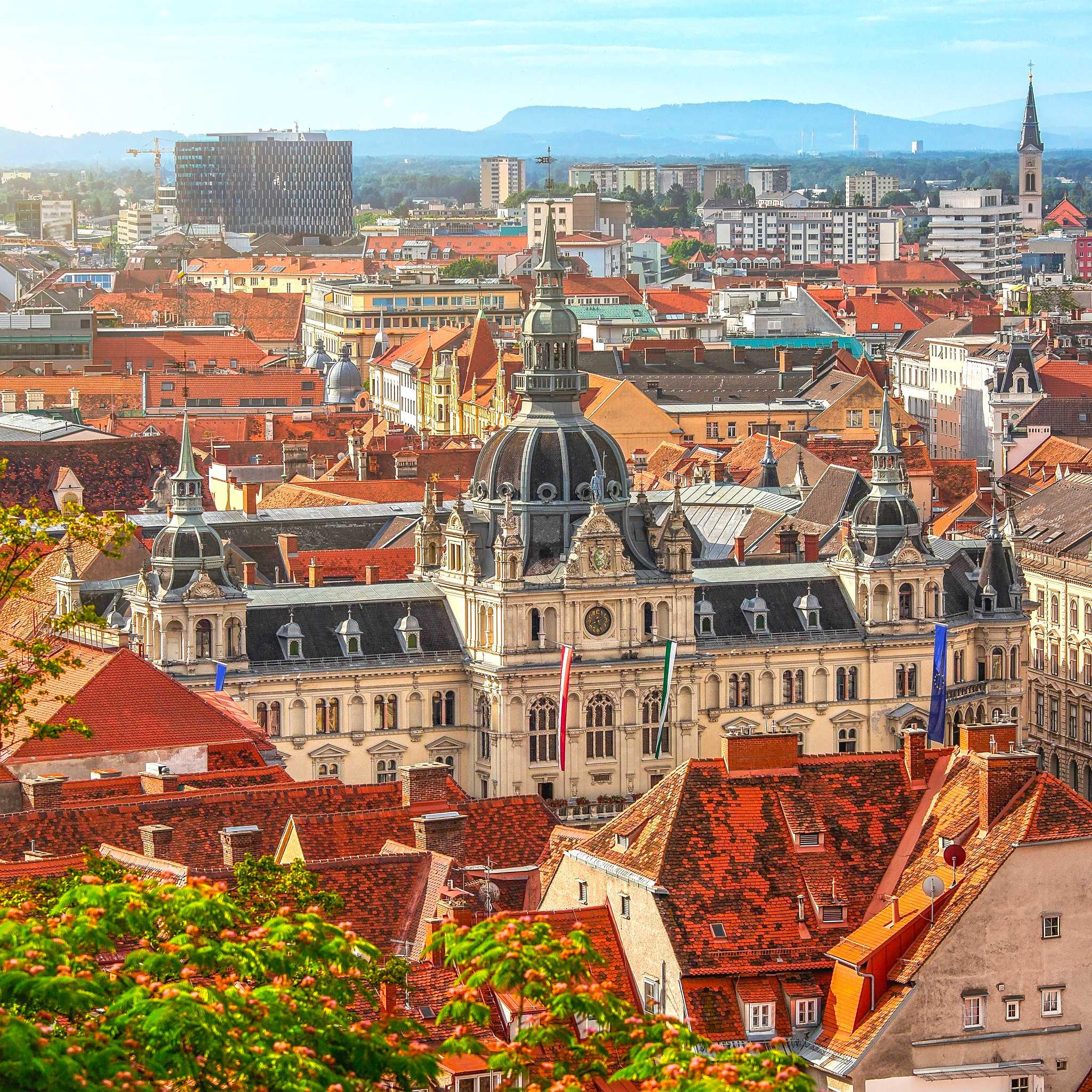 Private car transfers in Austria from Graz