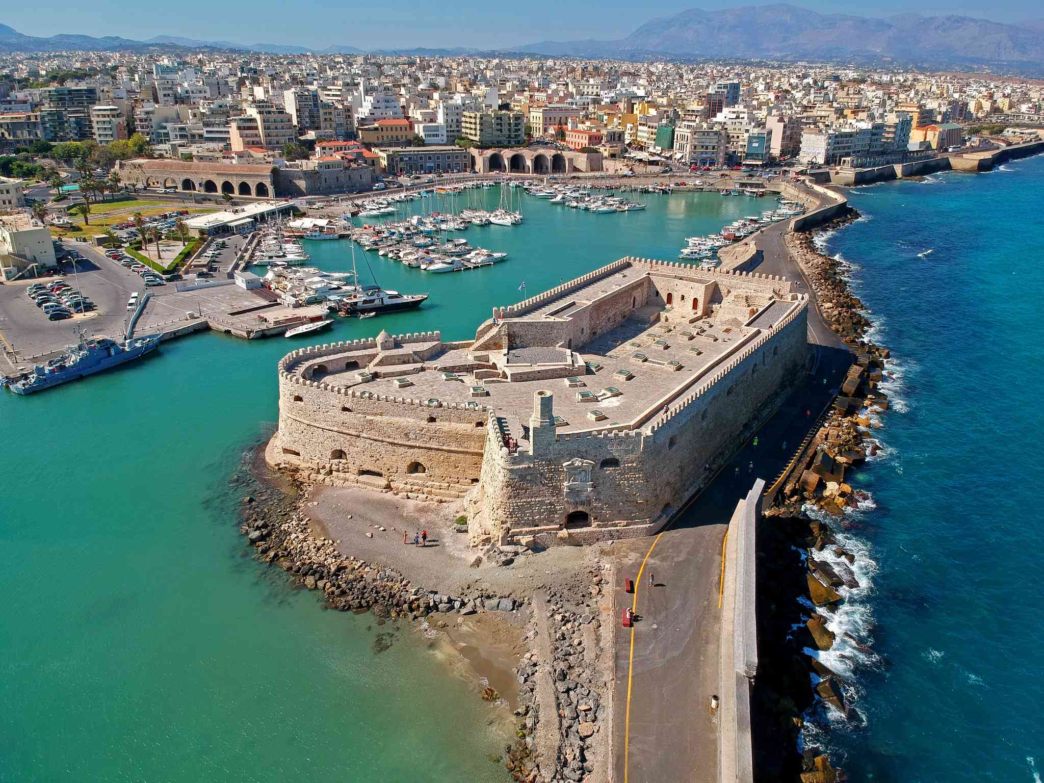 Heraklion Airport 的风景 - 从 赫拉克利翁 出发的私人 一日游 - 照片 2