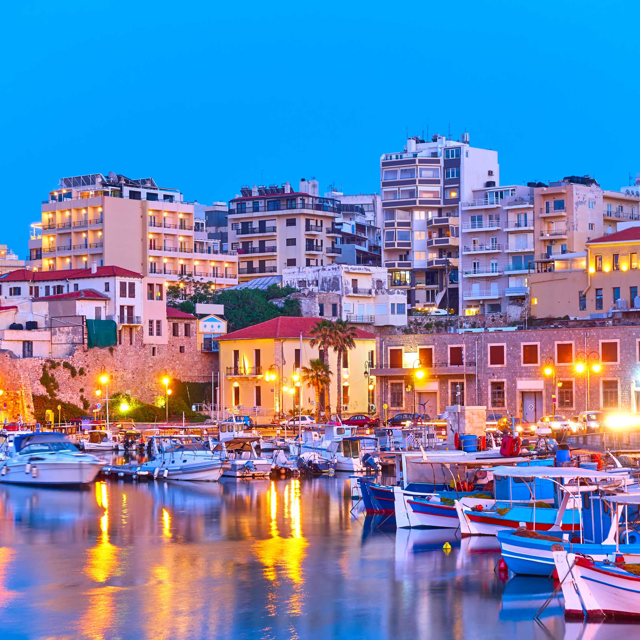 Private car transfers in Greece from Heraklion