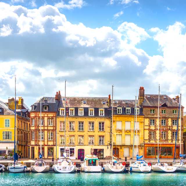 CDG Airport to Honfleur and Le Havre: Private day trip