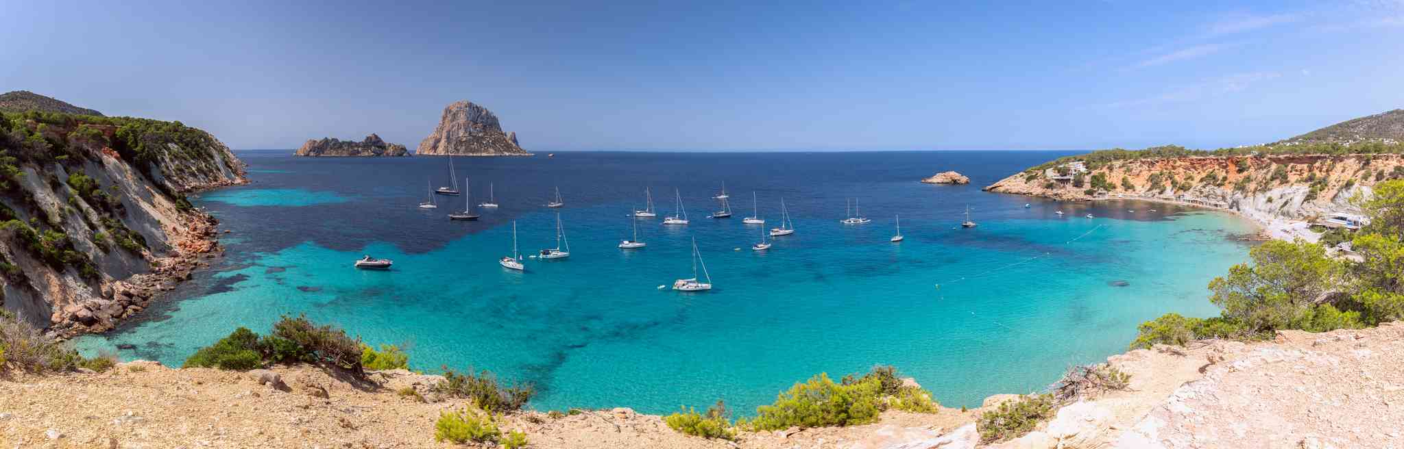 Vacker vy över Ibiza Town - privat dagsutflykt från Cala Comte - foto 3