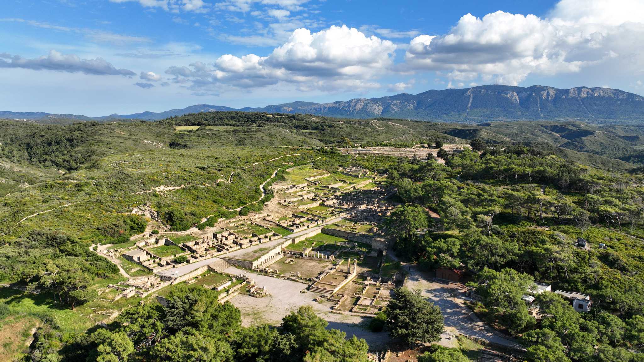 Rhodes City 에서 출발하는 개인적인 하루 여행 중 Archaeological Site of Kamiros 일정 정지