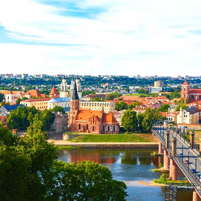 Vilnius to Kaunas: Private day trip