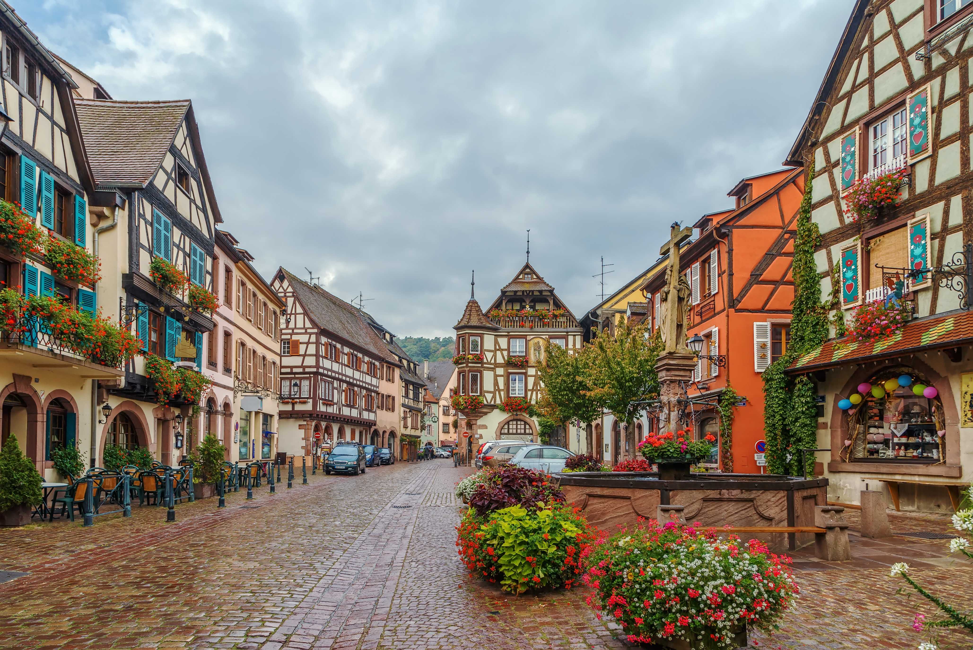 Discover Kaysersberg in France with Optional Sightseeing with a Daytrip Car  Ride, image size:4115x2750