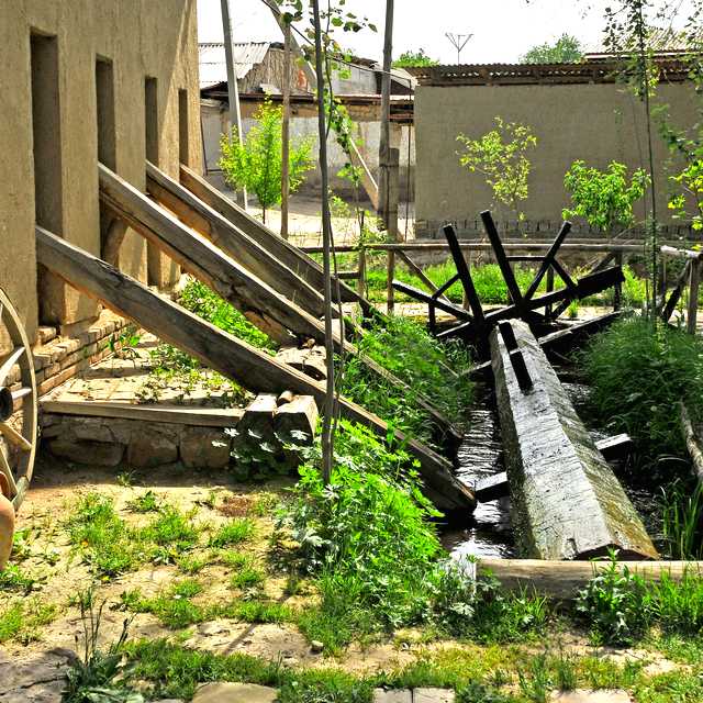 Samarkand to the Konigil paper mill and Navoi: Day trip