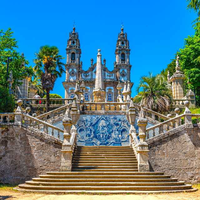 Samodaes to Lamego and Peso da Regua: Private day trip