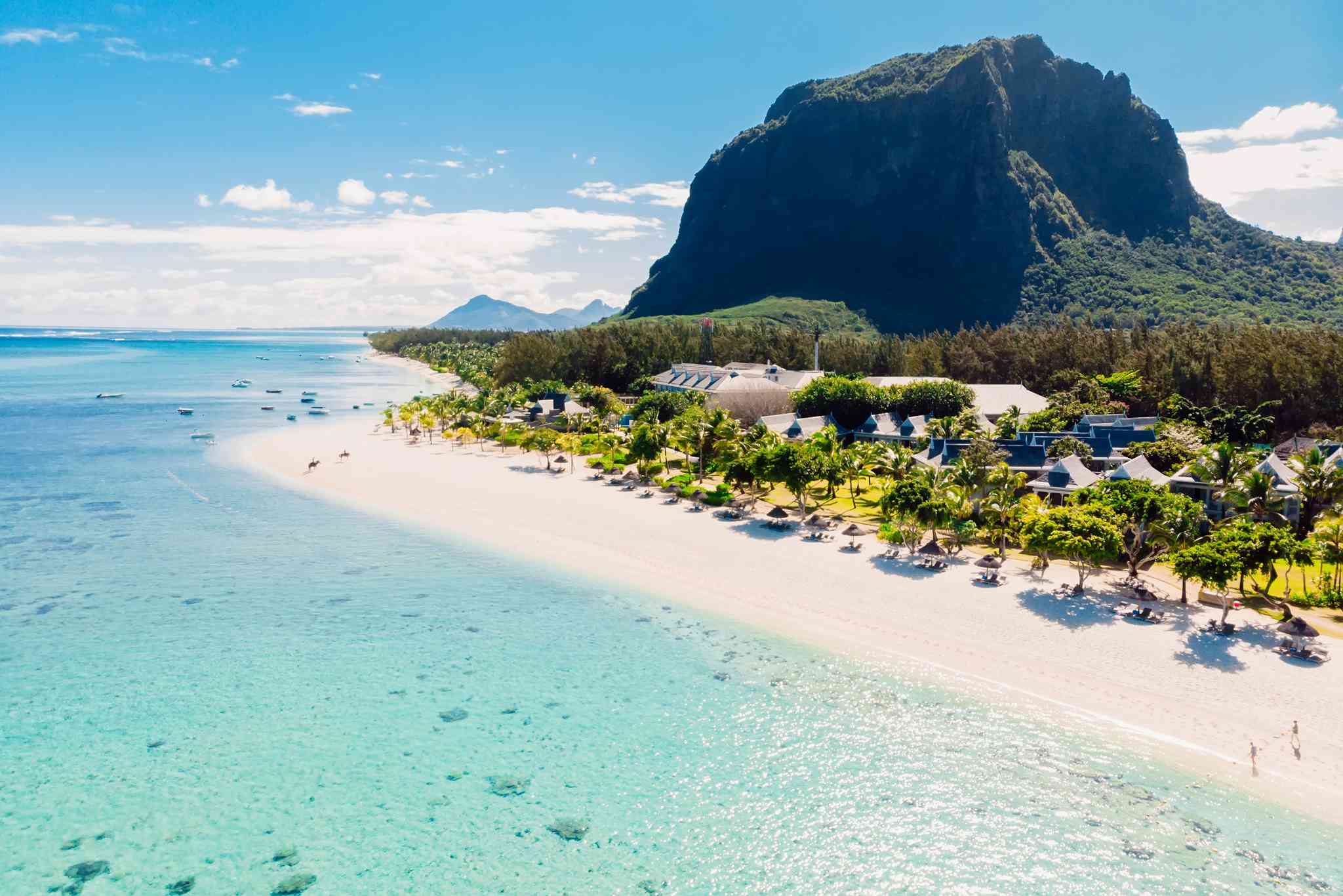 Scenic view of Le Morne - private day trip from Port Louis - photo 2