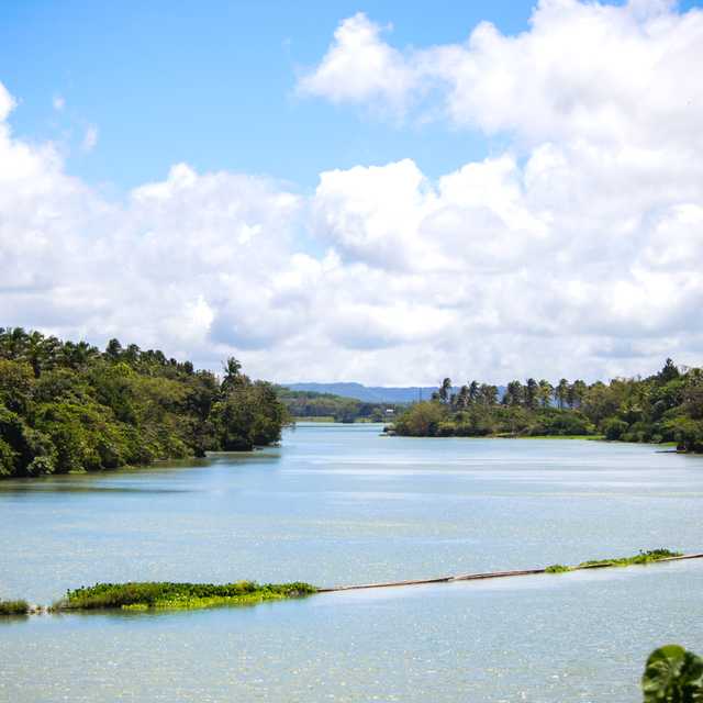 Taguig City to Pagsanjan Falls and Lumban: Private day trip