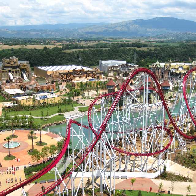 Massa Lubrense to Rainbow MagicLand: Private day trip