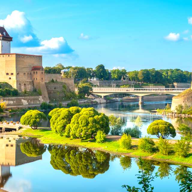 Tallinn to Narva: Private day trip