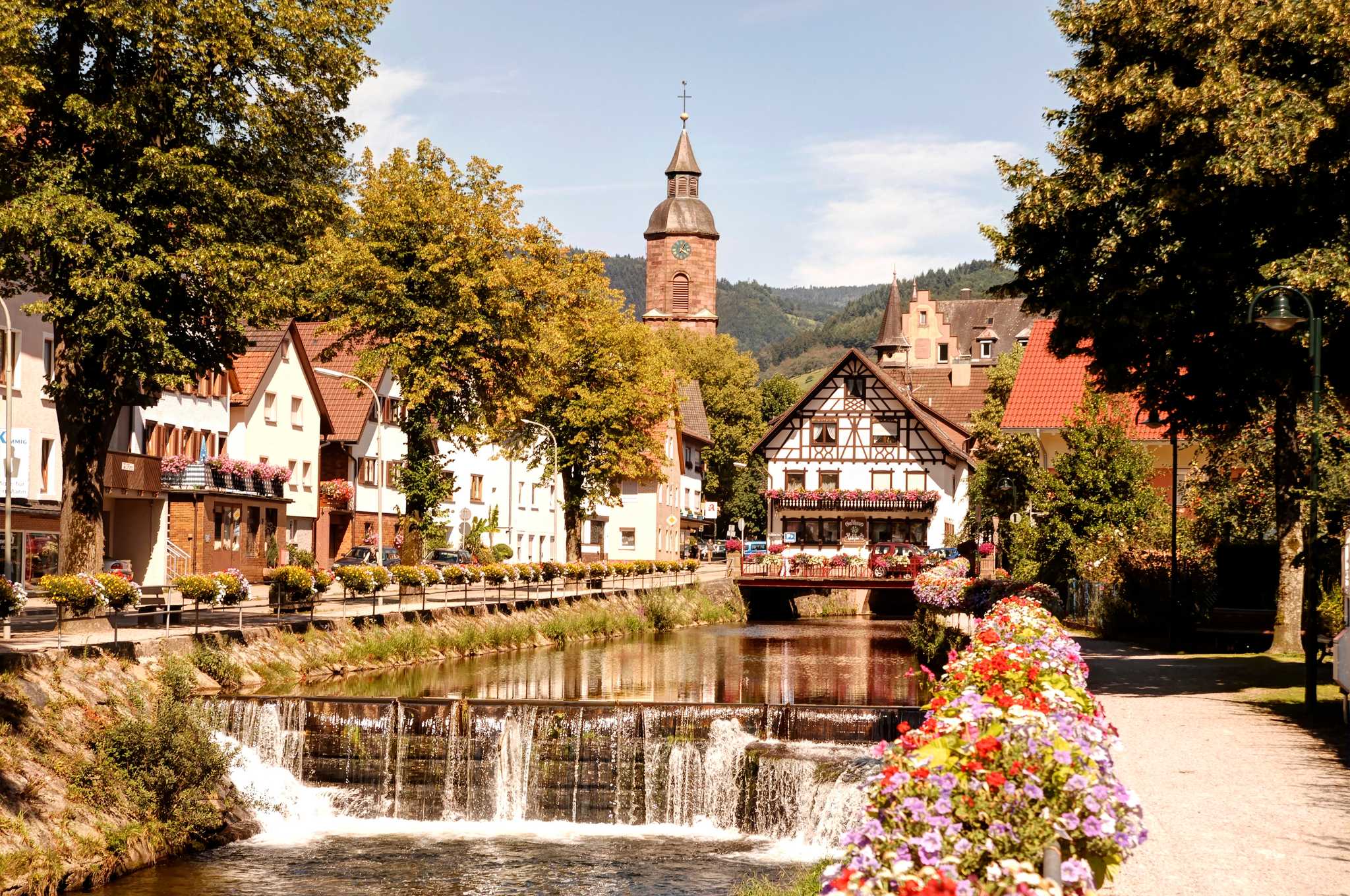 Besuchen Sie Oppenau auf dem Weg von stuttgart-de nach strasbourg-fr mit Daytrip