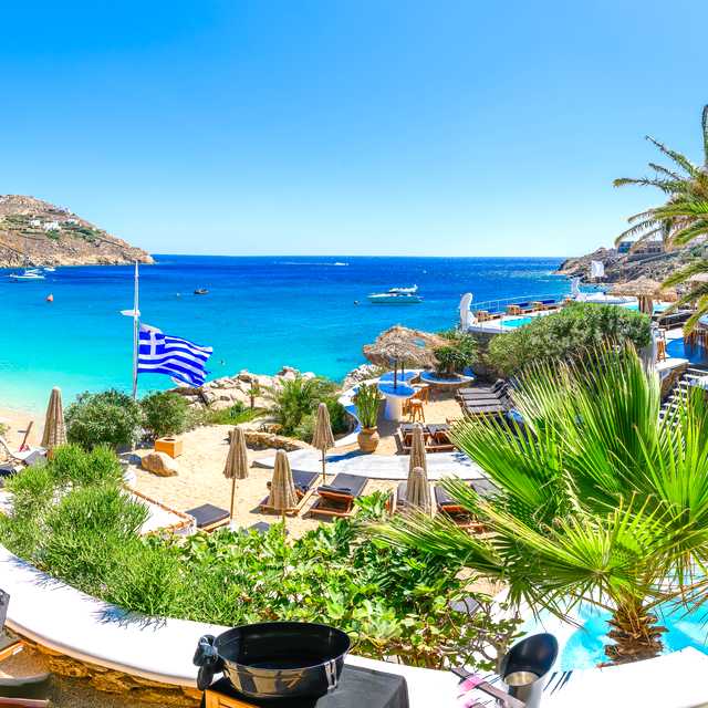 Mykonos to Paralia Super Paradise and Lia Beach: Day trip