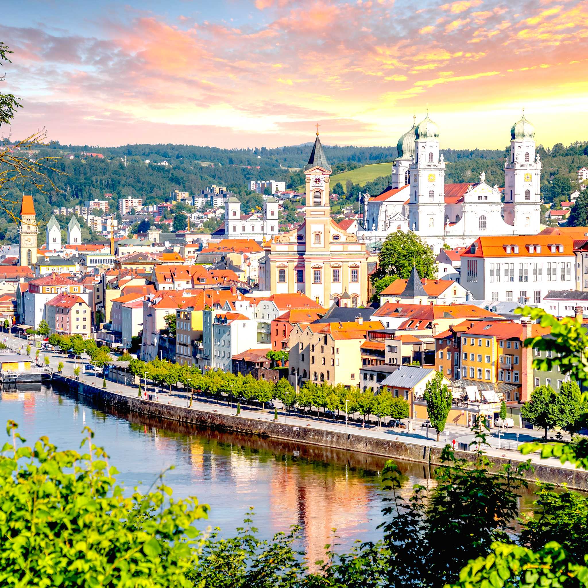 Private car transfers in Germany from Passau