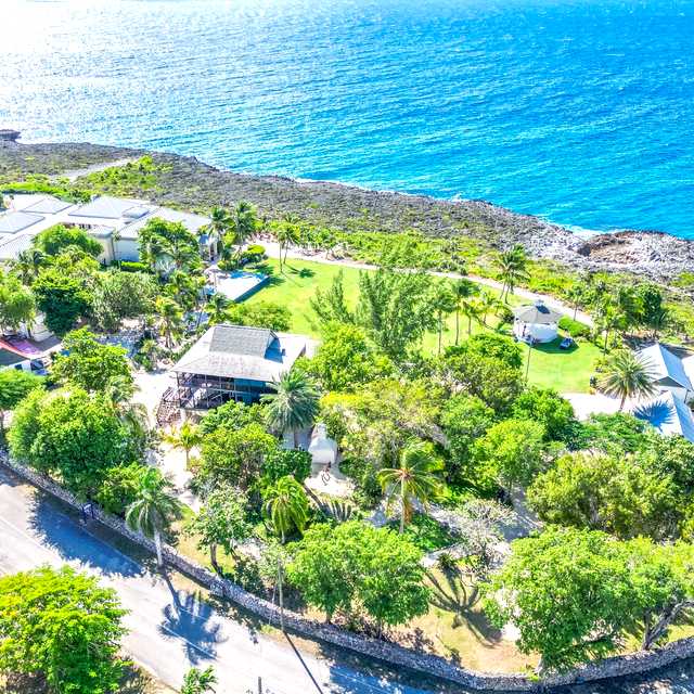 George Town to Pedro St James and Bodden Town: Day trip