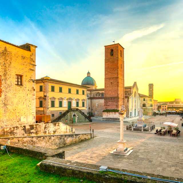 Monterosso al Mare to Viareggio and Pietrasanta: Day trip