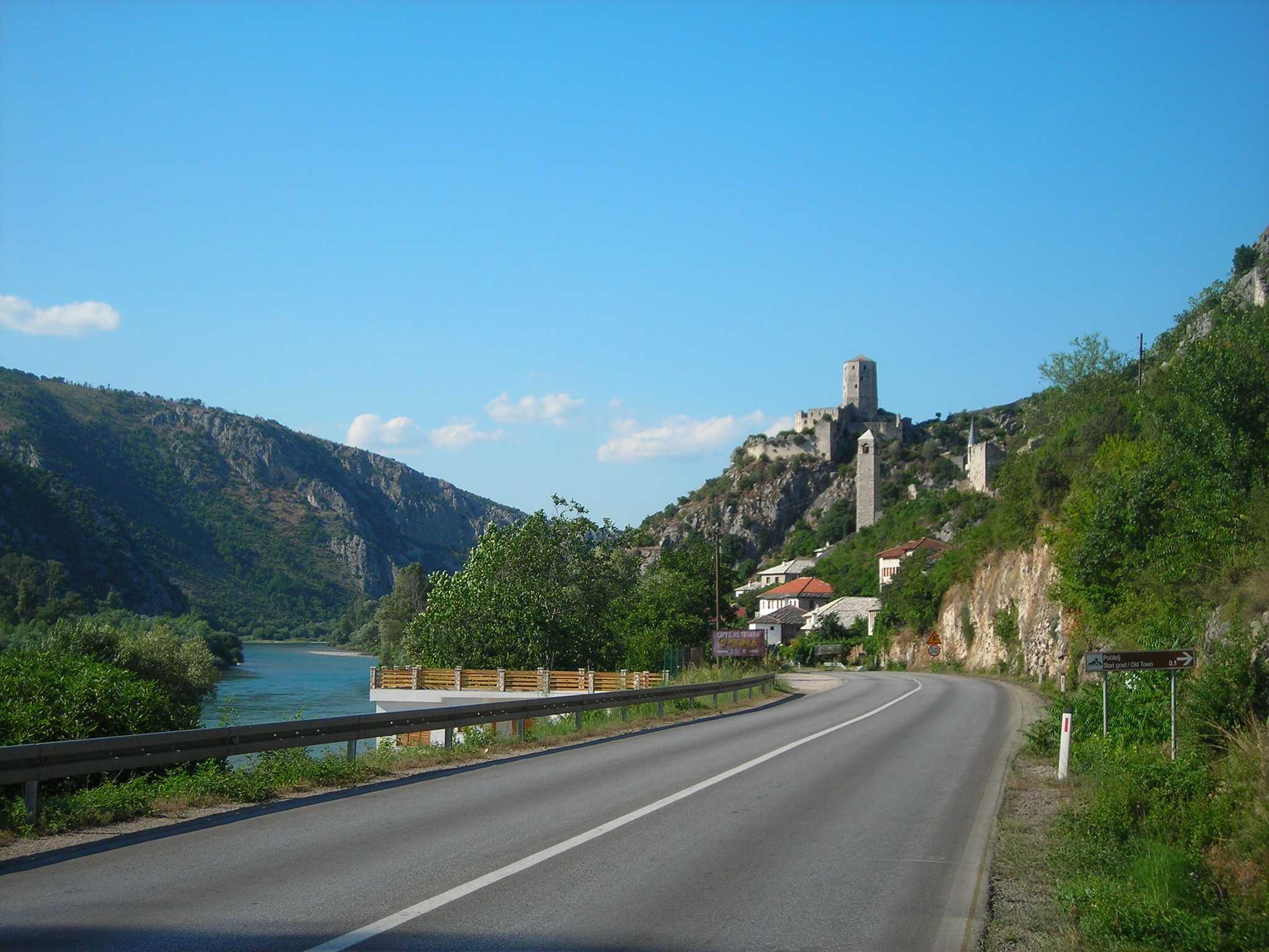 Reiseroute Stop in Pocitelj auf privatem Tagesausflug von Mostar