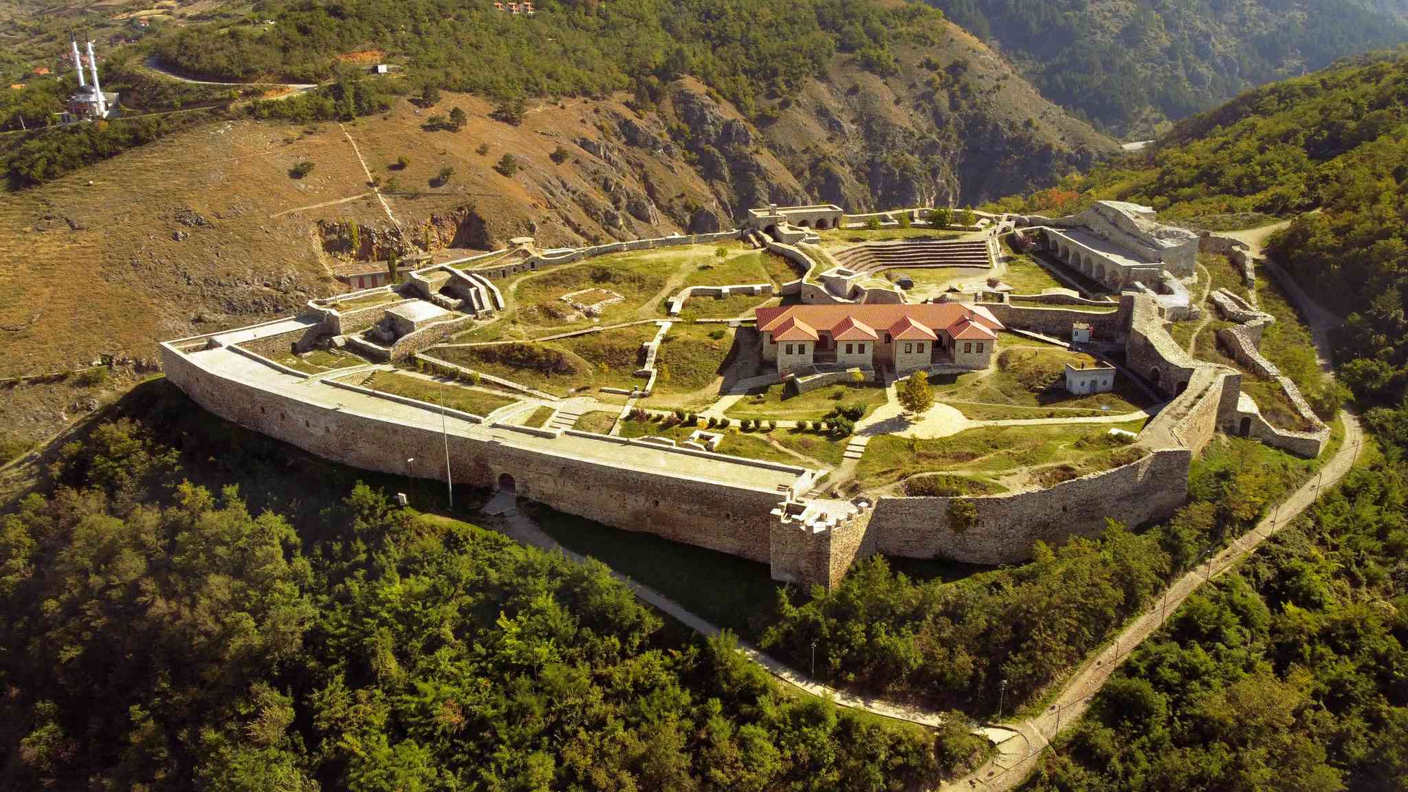 Blick auf die Landschaft von Berat - private Tagesreise von Prizren - Foto 6