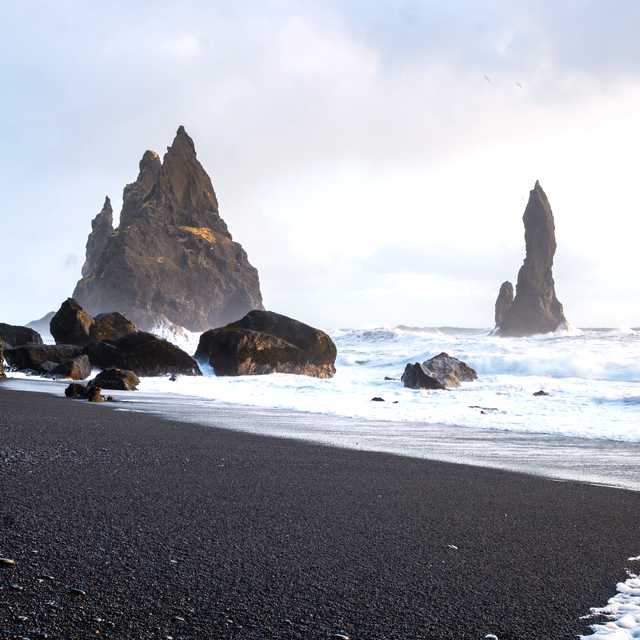 Reykjavik to Blue Lagoon and Reynisfjara: Private day trip