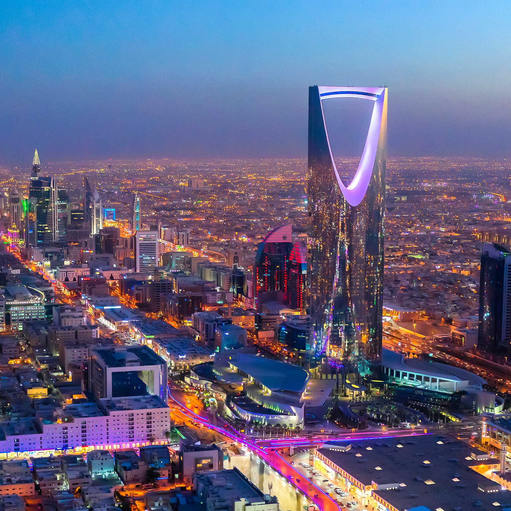 Private car transfers in Saudi Arabia from Riyadh