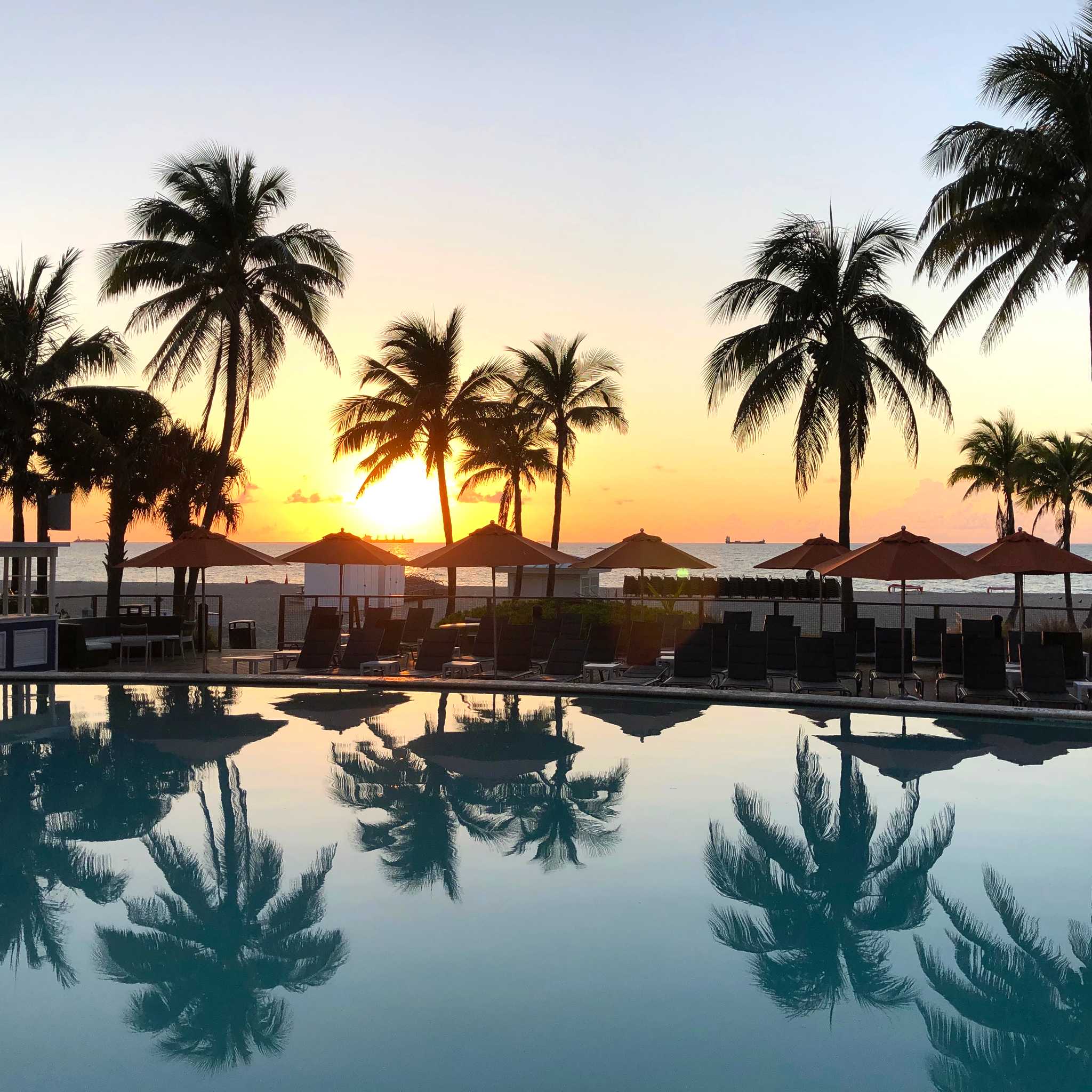 Private car transfers in El Salvador from Royal Decameron Salinitas