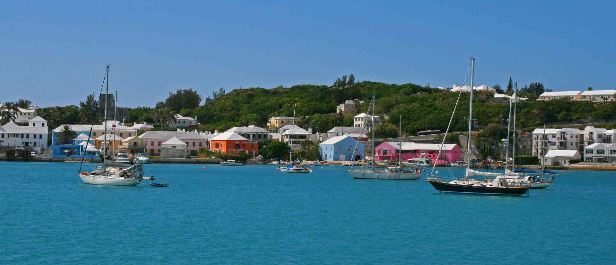 Scenic view of L.F. Wade International Airport - private day trip from Royal Hamilton Amateur Dinghy Club - photo 3