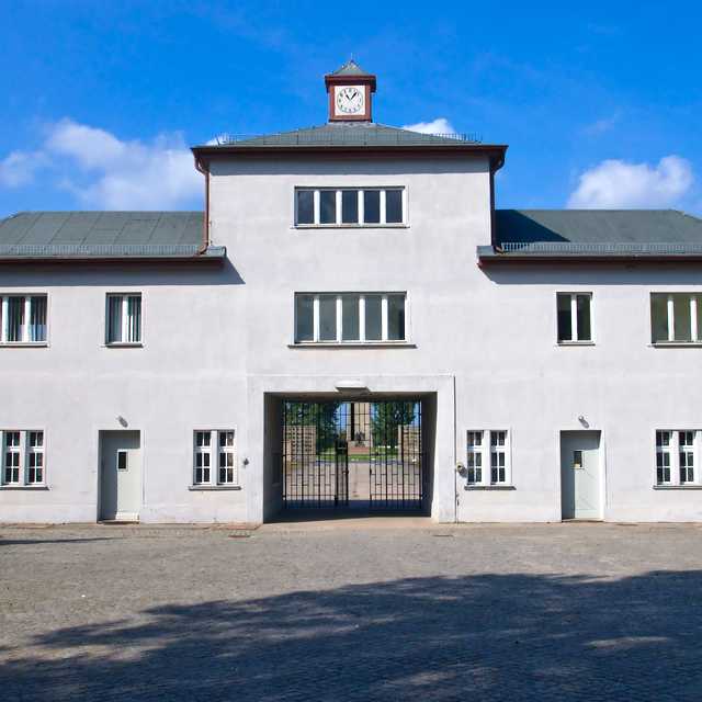 Berlin to the Sachsenhausen Memorial: Private day trip