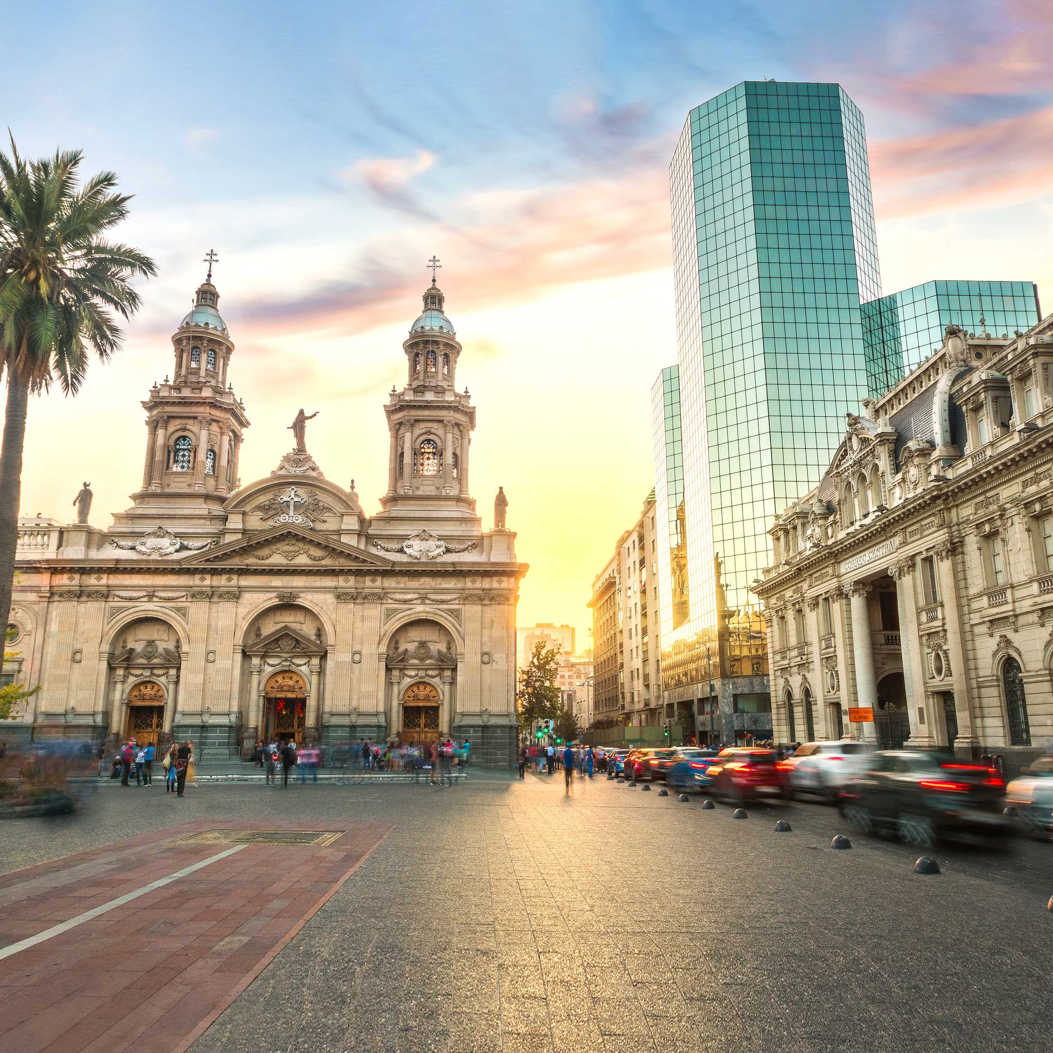 Private car transfers in Chile from Santiago - City Center