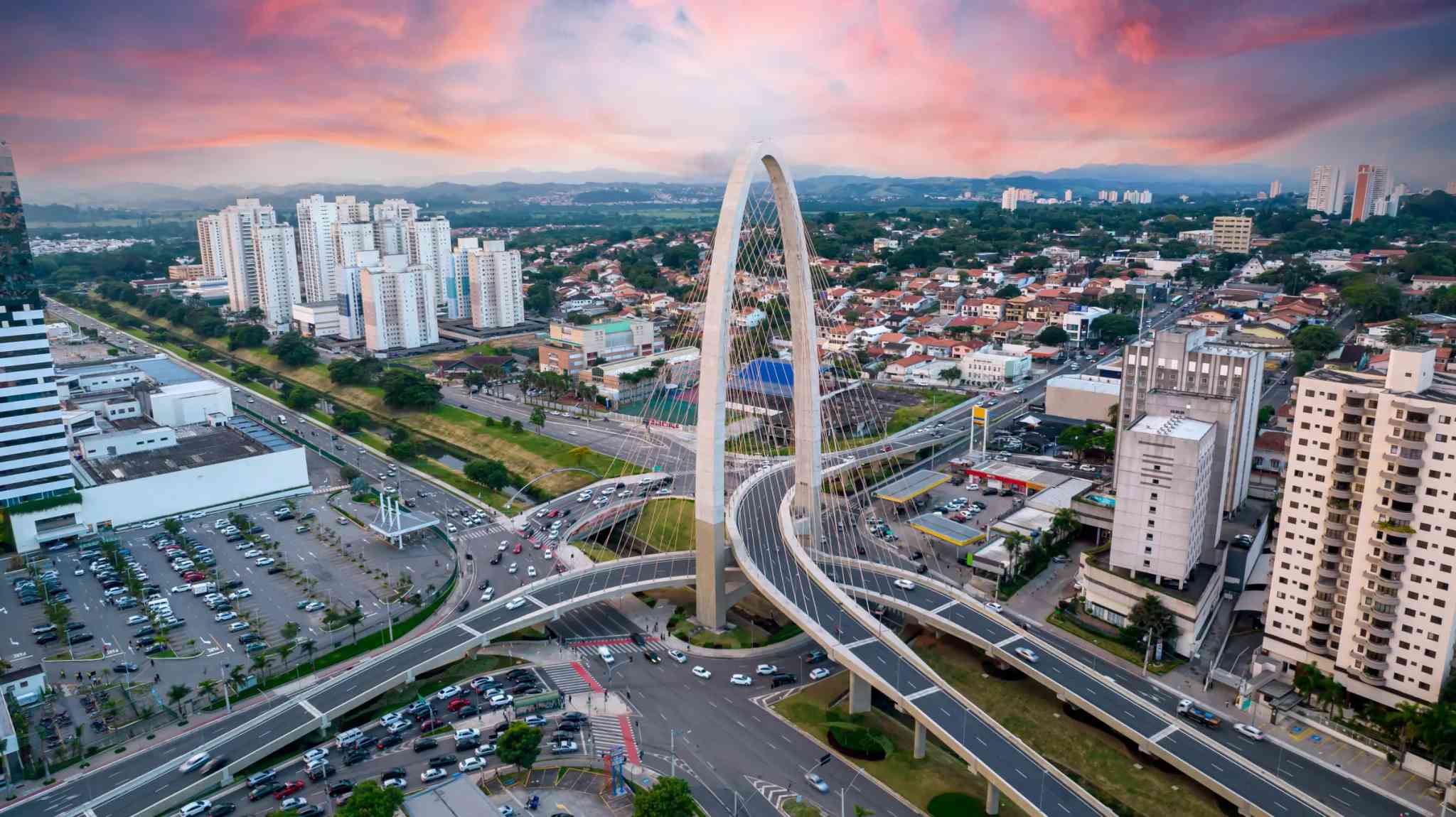 Vista cênica de Sao Jose dos Campos - excursão particular de um dia de Sao Paulo International Airport - foto 1