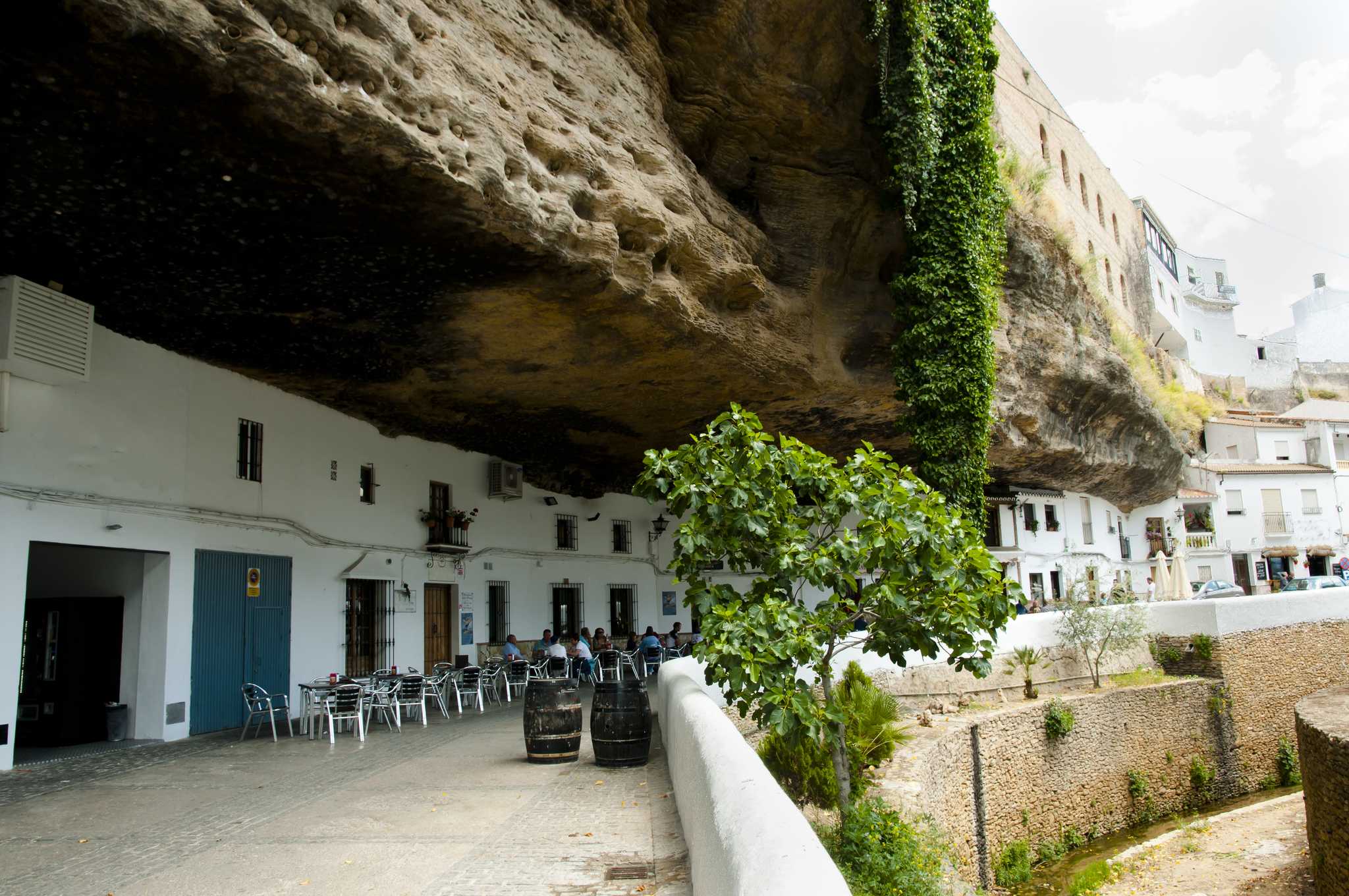 Setenil de las Bodegas
