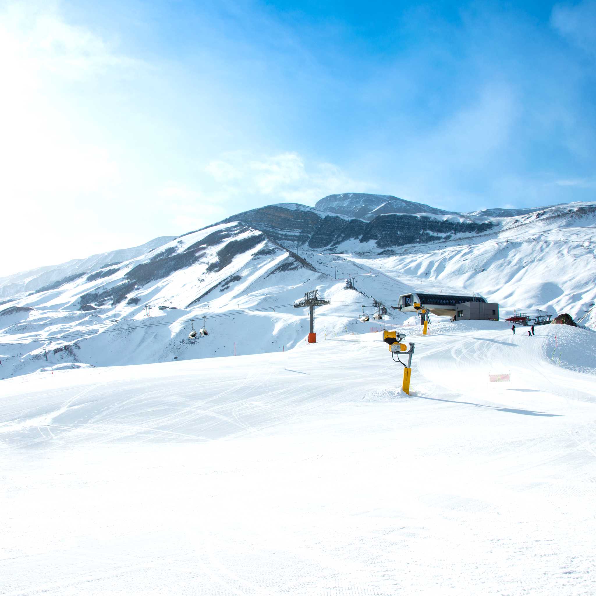 Private car transfers in Azerbaijan from Shahdag Mountain Resort