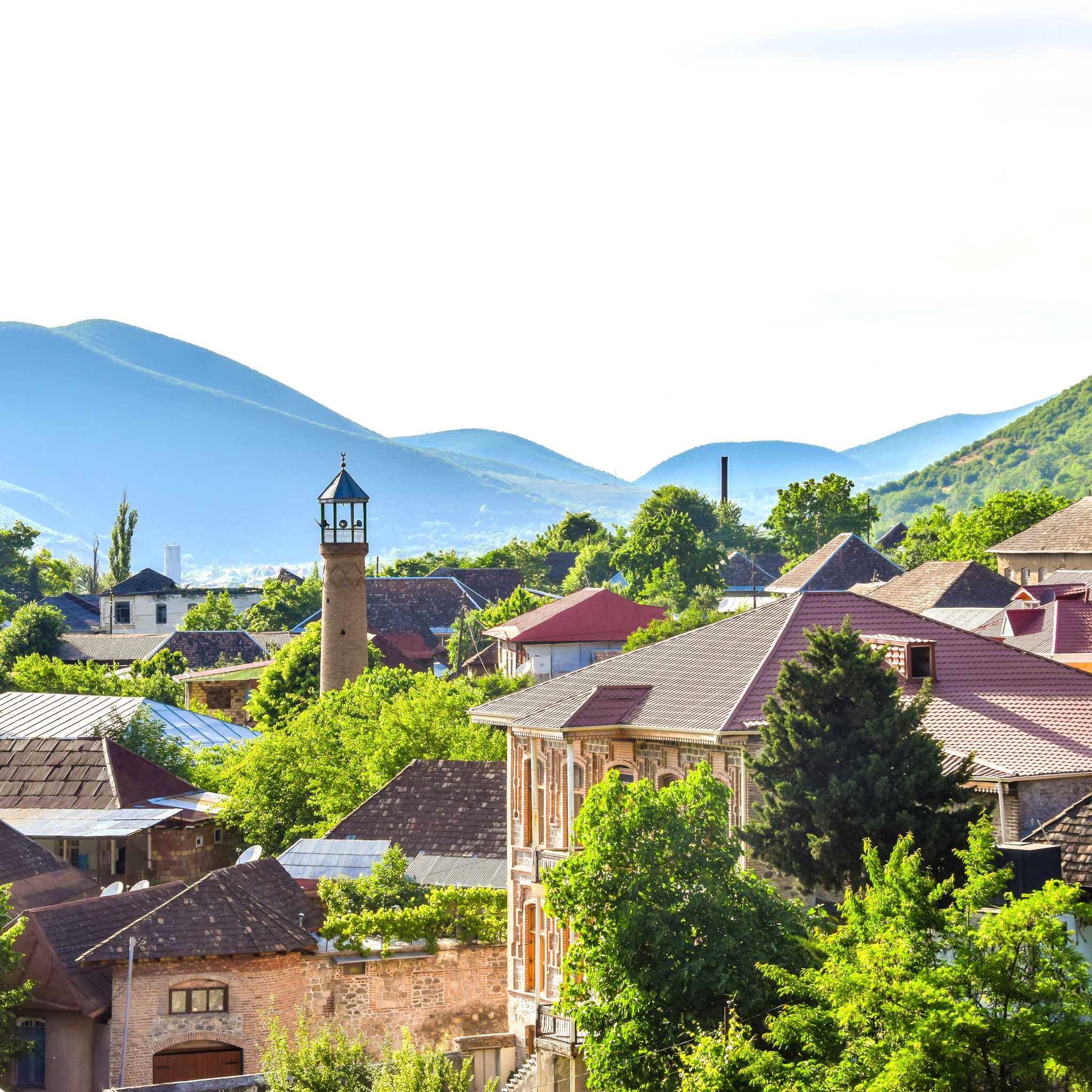 Private car transfers in Azerbaijan from Sheki